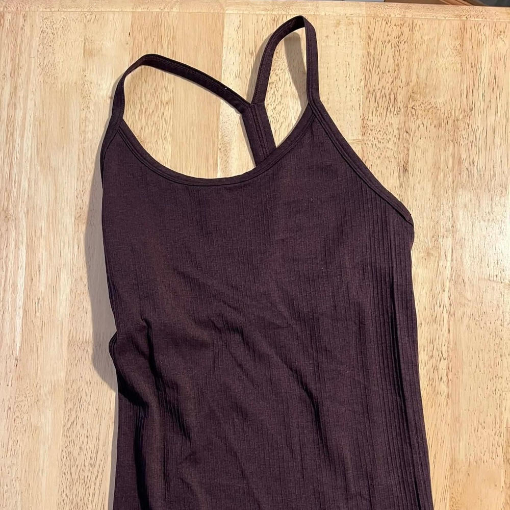 Ribbed racerback workout tank top